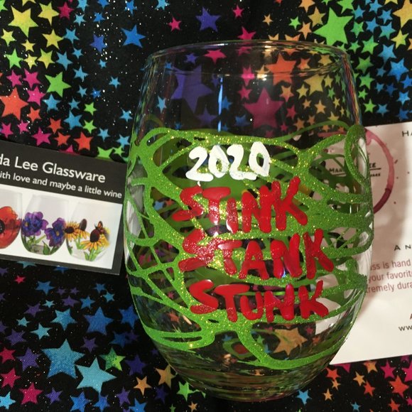 Handmade Grinch Glass👀❣🆕 - Picture 3 of 12